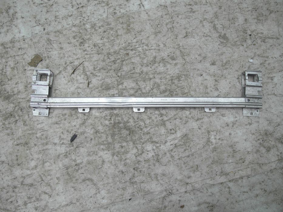 bmw x1 f48 dolna belka przednia