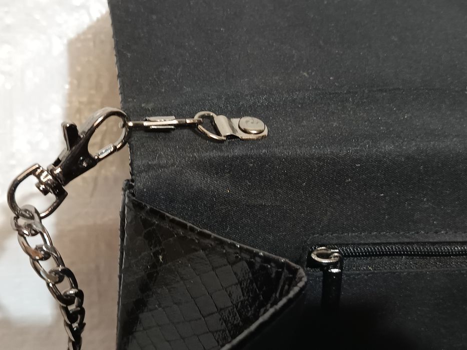 Carteira de senhora nova