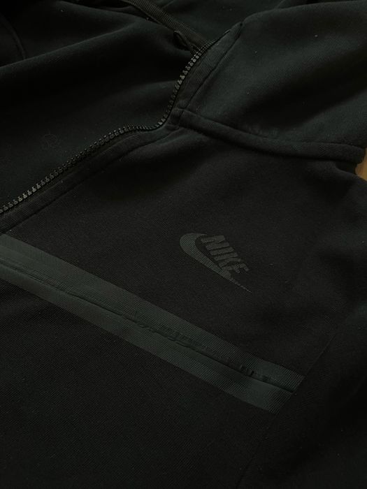 Оригінальний Nike Tech Fleece  Zip hoodi розмір М