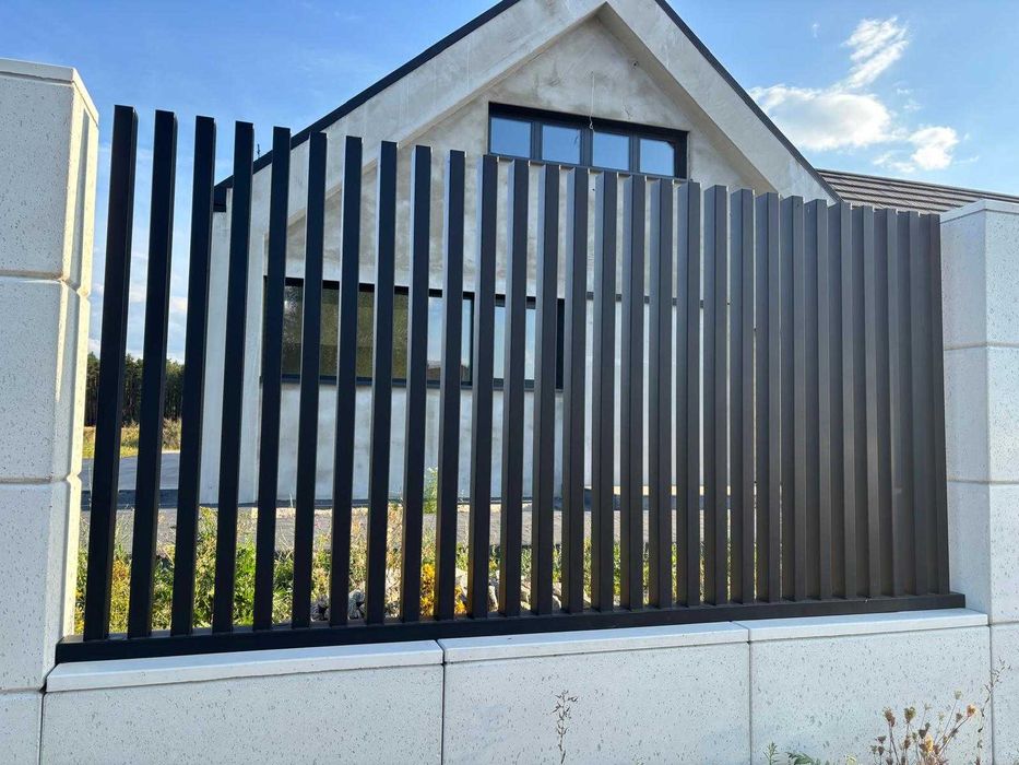 Ogrodzenie Grzebieniowe Pionowe nowoczesne ogrodzenie - Vertical