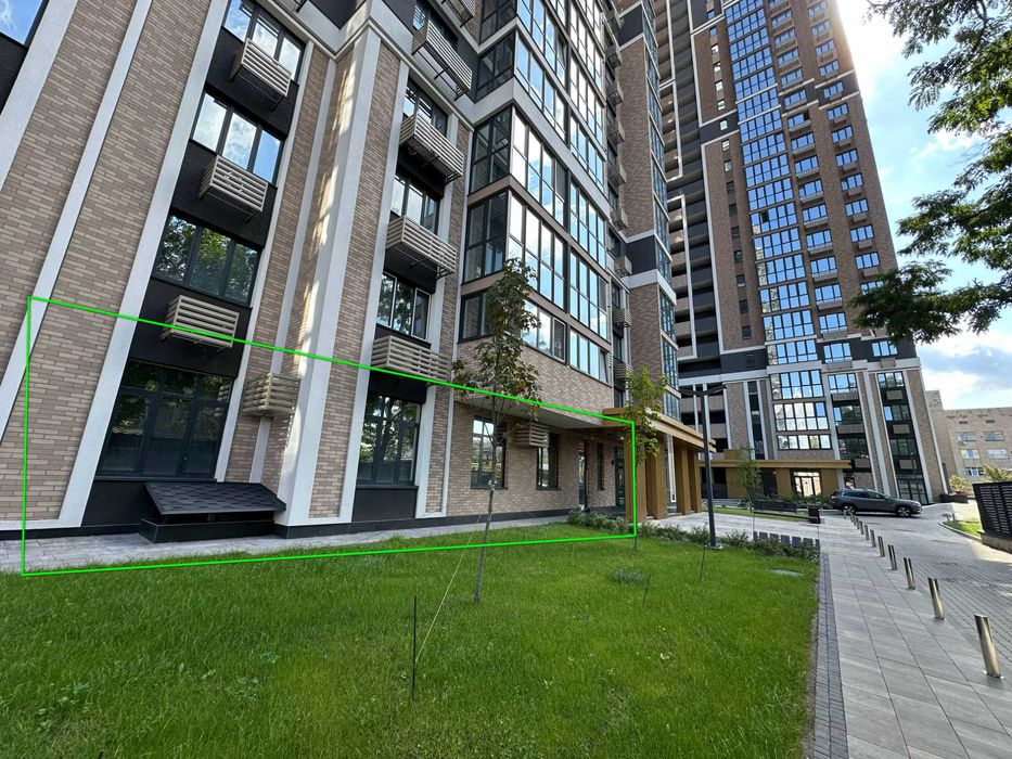 125м² ЖК бізнес класу "Голосіївський". метро Васильківська -2 хв. Фасад на 2 сторони. Без комісії