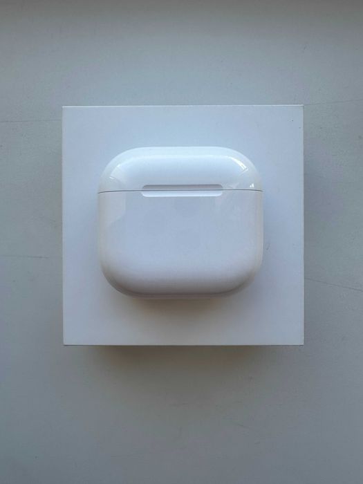 Продам Apple AirPods 4 ANC (original)
