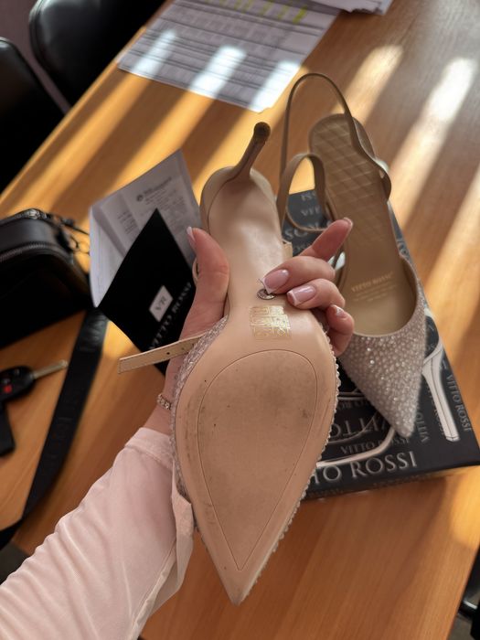 Лодочки на шпильке Vitto Rossi