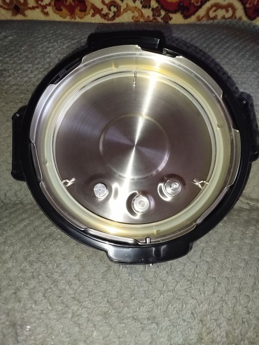 Б/У Мультиварка-скороварка Philips HD2139/40