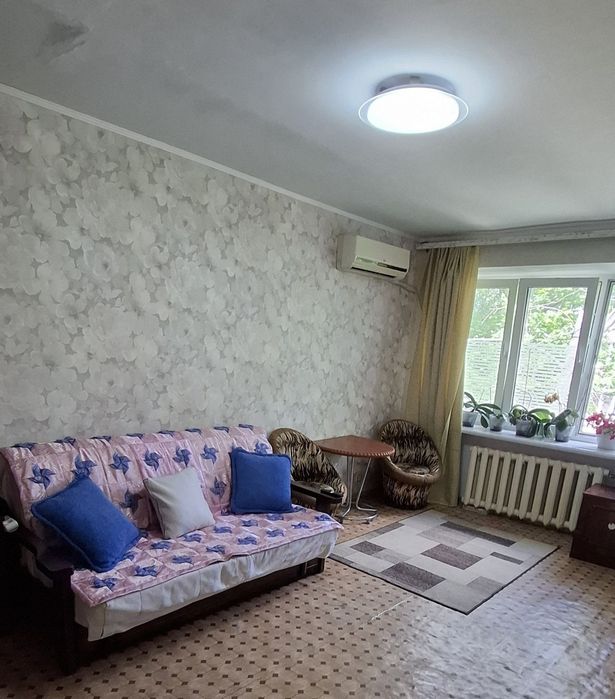 Сдам 2 ком кв Лахтинская 4/5