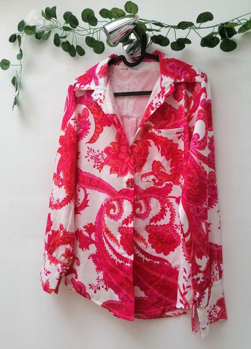 Blusa com Cornucópias