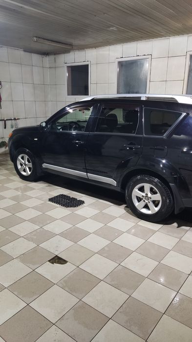 Продам надійний автомобіль на повному ходу, робить нічого не треба