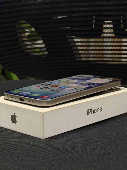 Iphone 15 Pro Max 256GB Bateria 88% Caixa