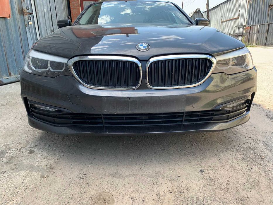 Бампер передній Комплектний BMW 5 G30 Sport line Бампер БМВ Ж30