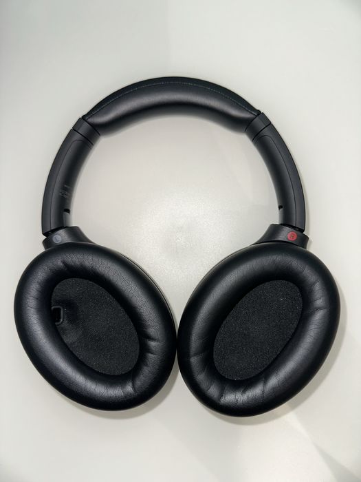 Продам Sony WH-1000XM4