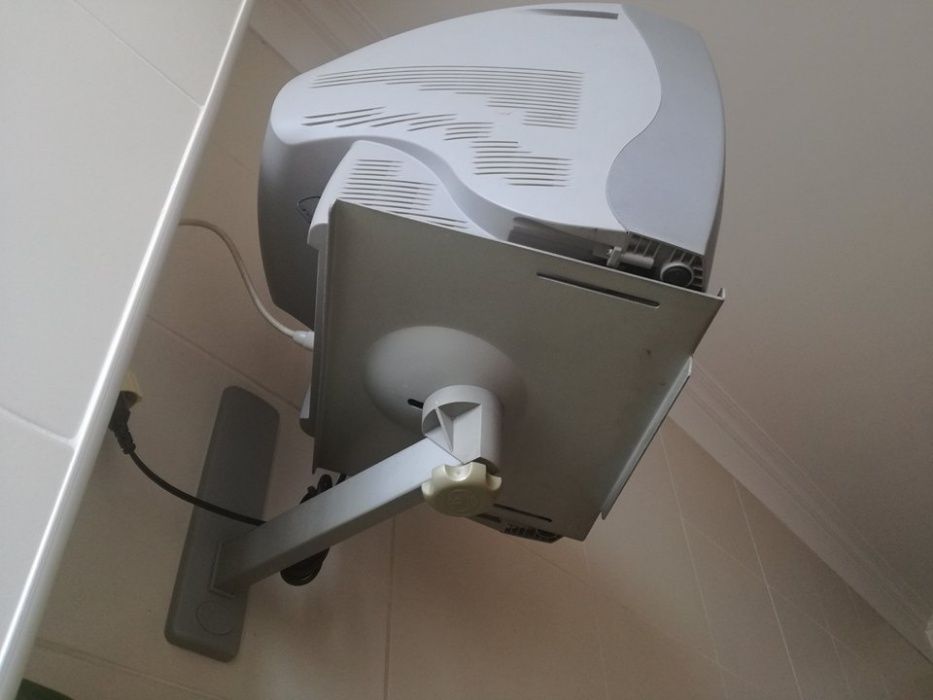 suporte metálico para tv