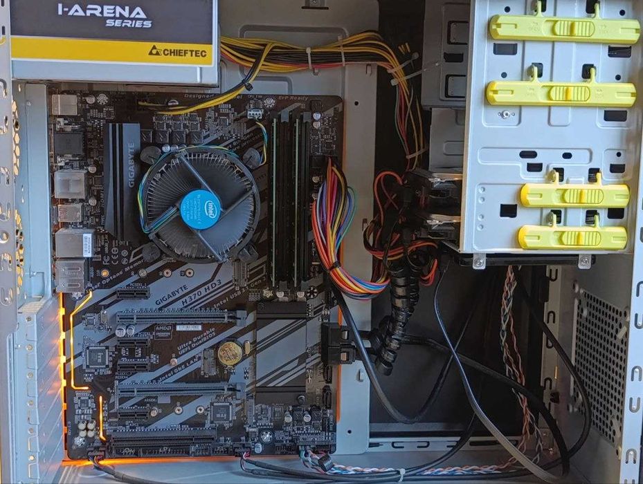 Комп'ютер в зборі для навчання або роботи  Core i5 2.8GHz/16Gb/SSD/HDD