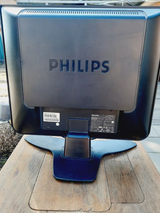 Монітор PHILIPS 19