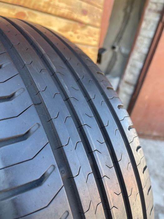 Літні шини 205/60 R16 Continental