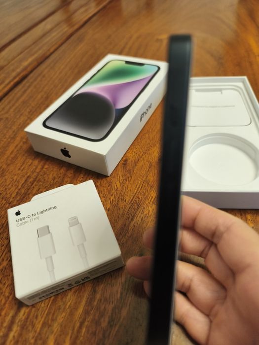 iPhone 14, Midnight, 128GB -  Novo