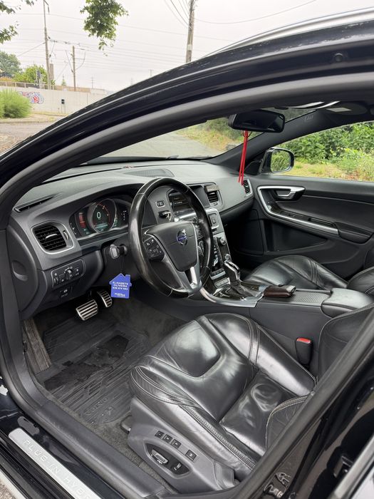 Volvo V60 D6 Full Extras