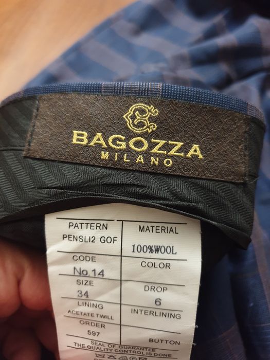 Чоловічий костюм трійка BAGOZZA