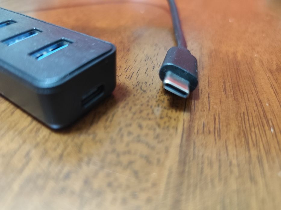 Hub 4 portas USB 3.0 com entrada USB C