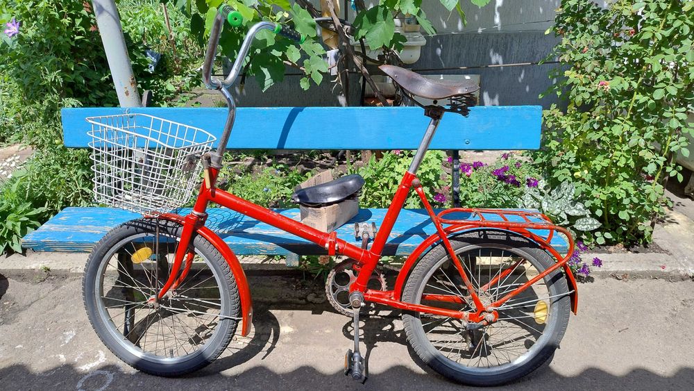 Радянський велосипед «Кама» у задовільному стані.