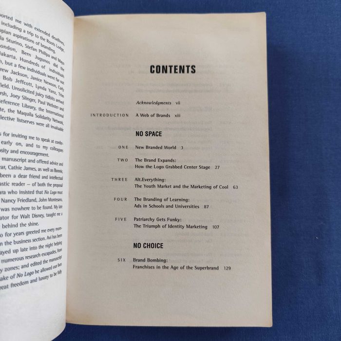 Naomi Klein - No Logo (em inglês)