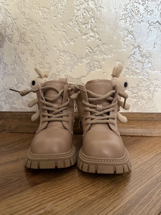 Черевички для дівчинки