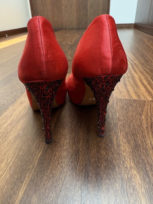 Sapatos de Salto vermelho