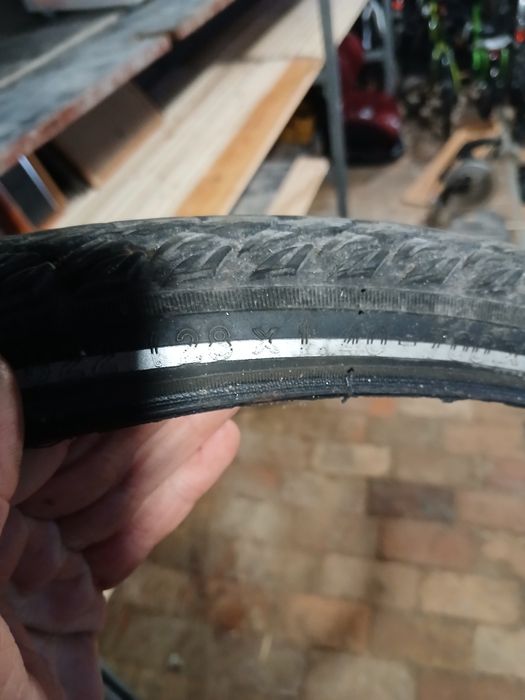 Opona rowerowa schwalbe plus tour 28