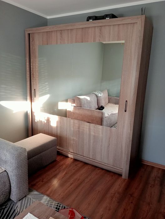 Sprzedam zestaw mebli