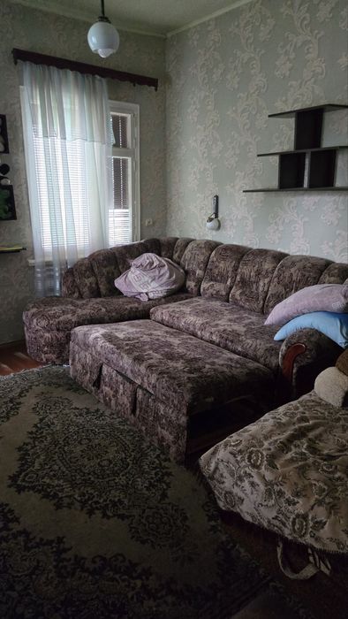 Здам частину будинку