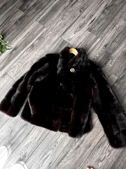 норкова шуба. стан ідеальний