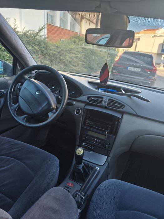 Vendo Renault Laguna 1.6 105 CV 2001