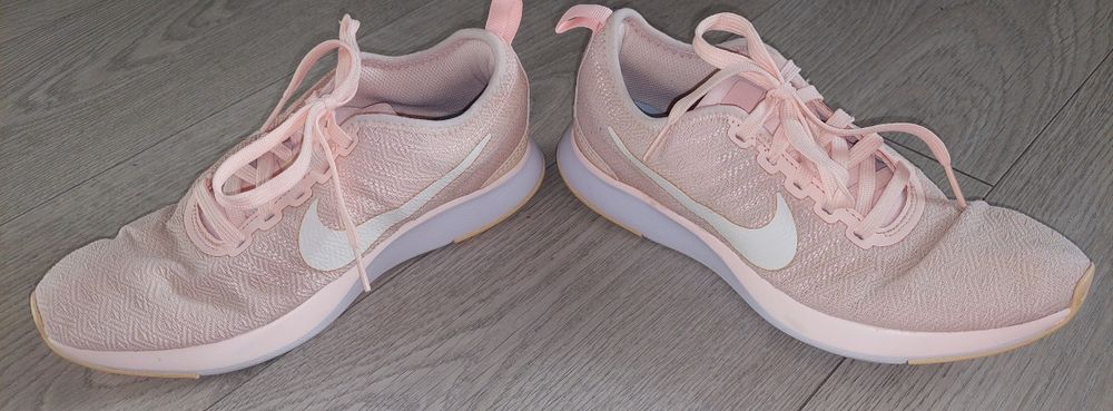 Nike damskie r. 38