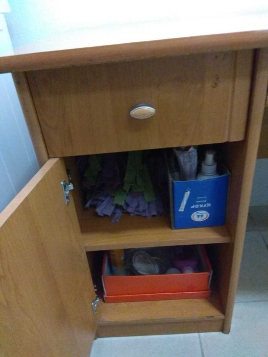 Стол письменный для дома или офиса 120*55 см. БУ