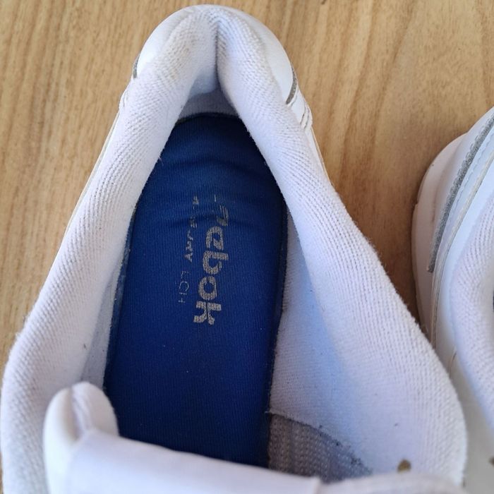 Кроссовки женские Reebok оригинал 25см