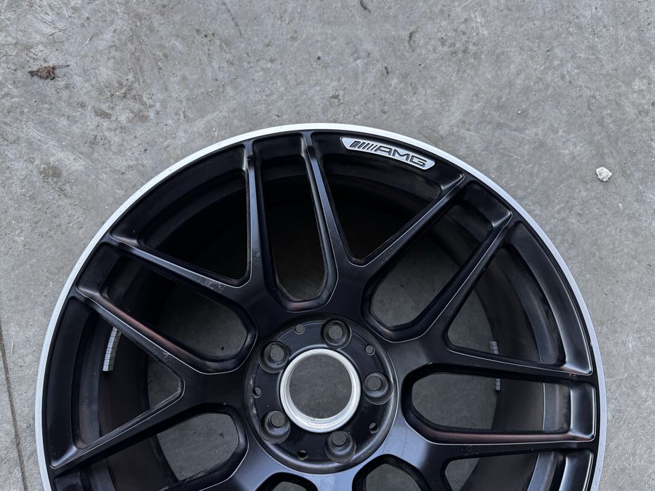 Felga pojedyńcza  Mercedes a177 w177 19 amg 401 a45 s 2400 kute