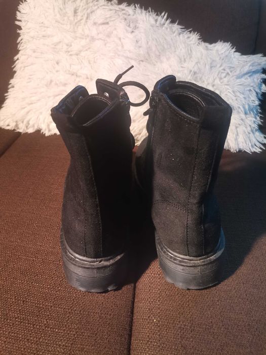 Buty zamszowe rozm. 40