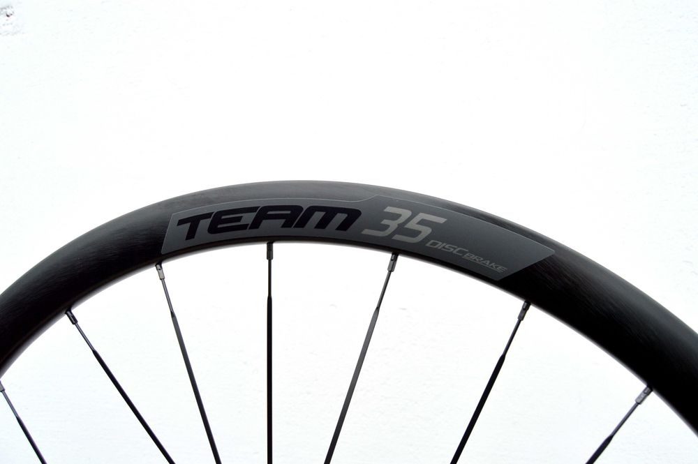 Koło tylne VISION TEAM 35 DISC 12x142 sztywna oś shimano sram 11/12s