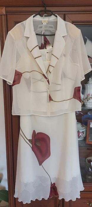 Elegancka kremowa sukienka 3 - częściowa rozm. 48