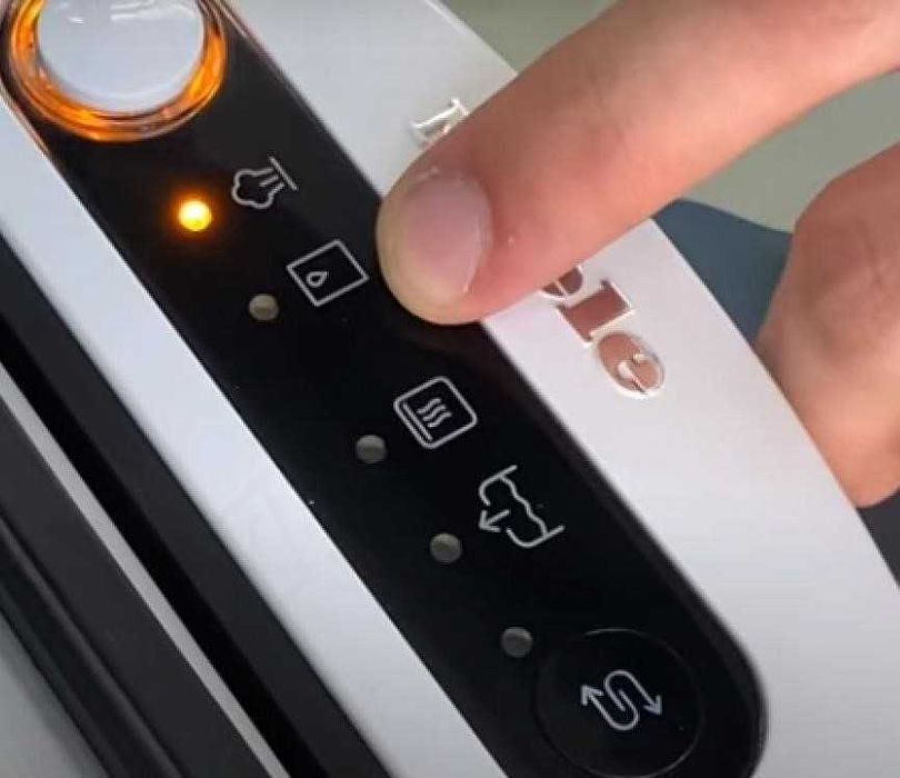 Прасувальна система Miele / Міле B 2847, класична