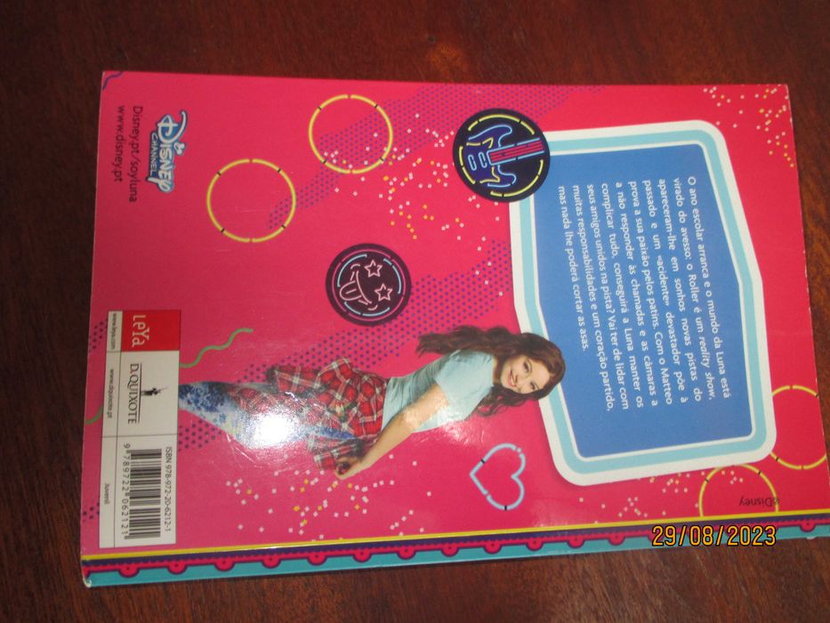 Livro - Soy Luna - Voando sobre rodas