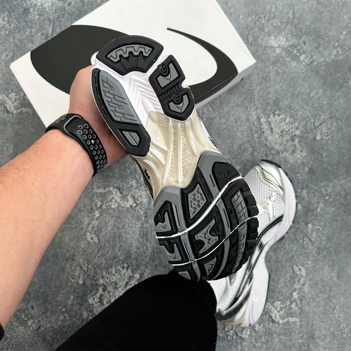Кросівки Кроссовки Asics Gel-Kayano 14 White Midnight Серебрянный Срібний Кросовки демісезон