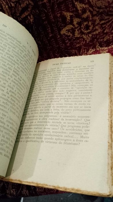 Duas Táticas 1945 V. I. Lénin