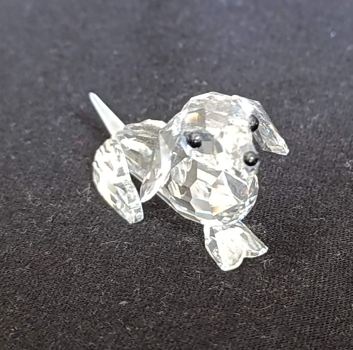 Swarowsky - Cão deitado