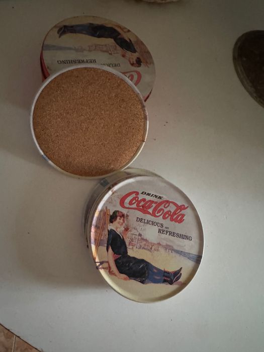 Coca-Cola Cup Stands433224608111677441