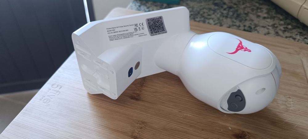 Câmera segurança WiFi com painel solar