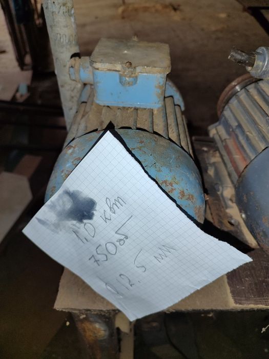 Електричні двигуни