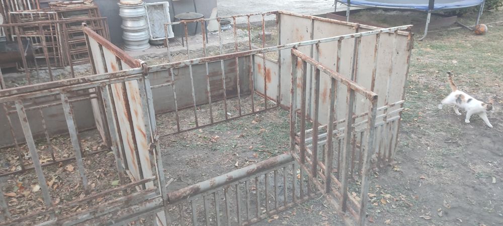 Продам станки для свиноматок