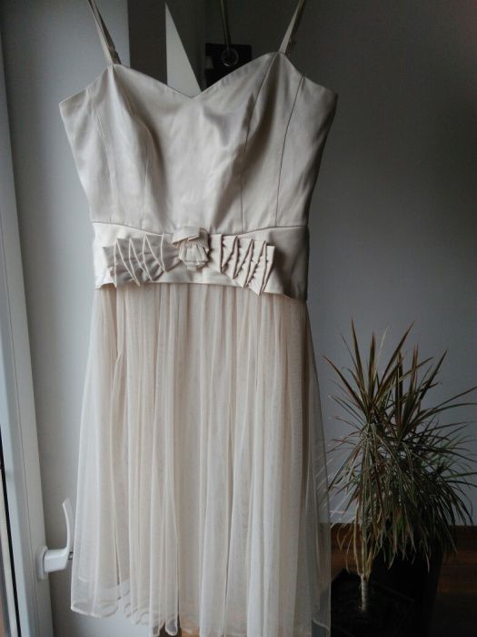 Sukienka stan idealny