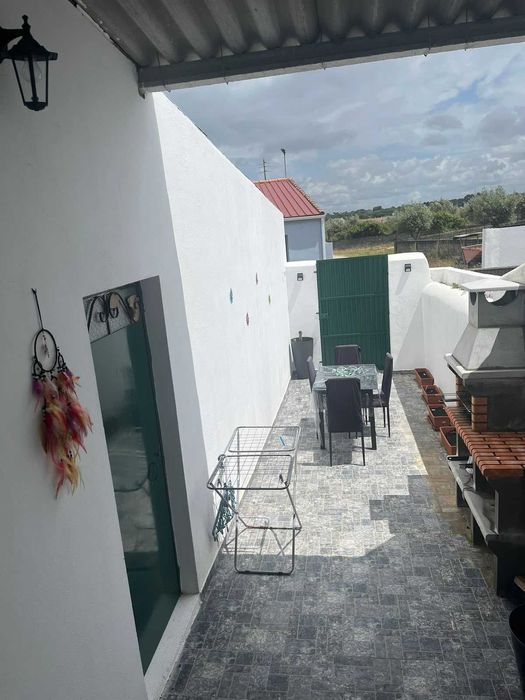 Moradia T2 (possibilidade de t4)