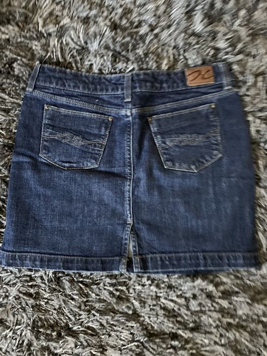 Komplet sweter romby i spodnica mini jeans Tommy Hilfiger